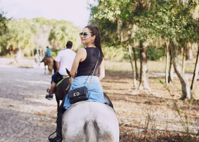 Roatan Beach Horseback Riding Adventure