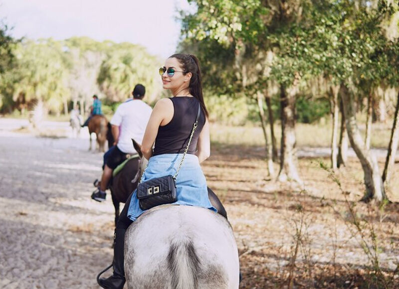 Roatan Beach Horseback Riding Adventure